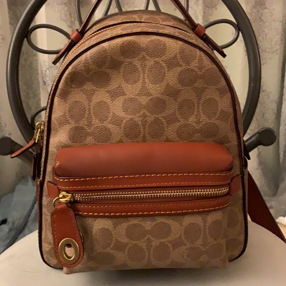 Coach backpack - Picture 3 of 3